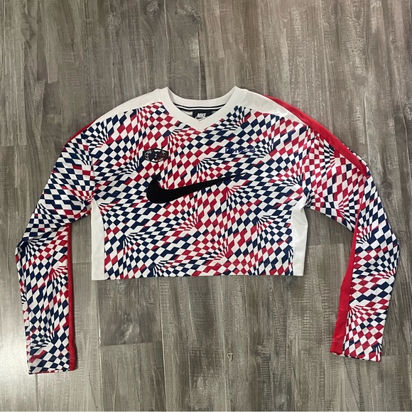 Nike Loose Fit Cropped Long Sleeve Athletic Top Red, White & Blue Small - Picture 1 of 8